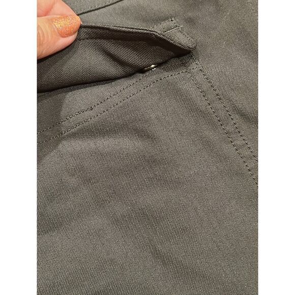 Lululemon Men's Gray Soot Commute Performance Stretch Shorts Active M7359S | 38 - Picture 9 of 11